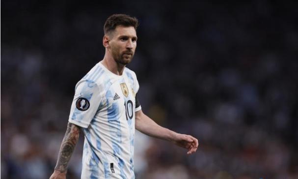 国乒男队罕见溃败，三人首轮出局引全民热议：还能重回巅峰吗？